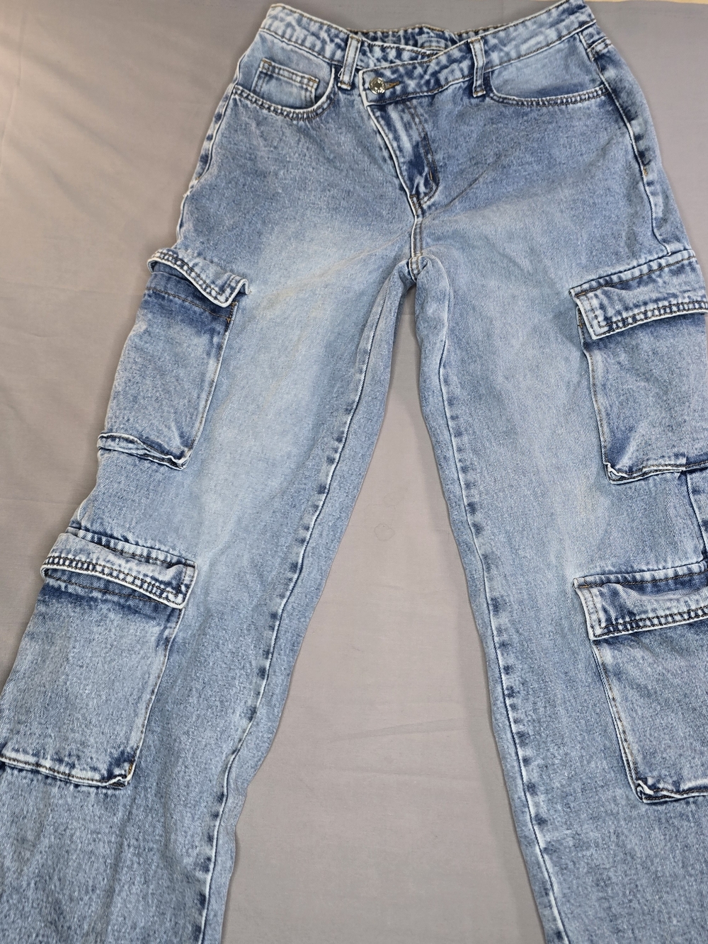 Women's Cargo Jeans Size 26 XS Light Wash Blue Denim Utility Multi Pocket Y2K